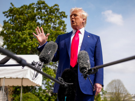 Трамп: Ако некој даде „феноменална“ понуда, ќе ги намалиме царините